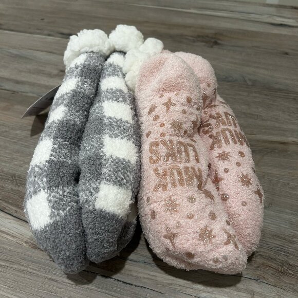 Women's Short Cabin Socks (Size 6-10) - Picture 1 of 3